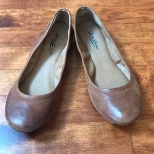 Lucky brand leather flats